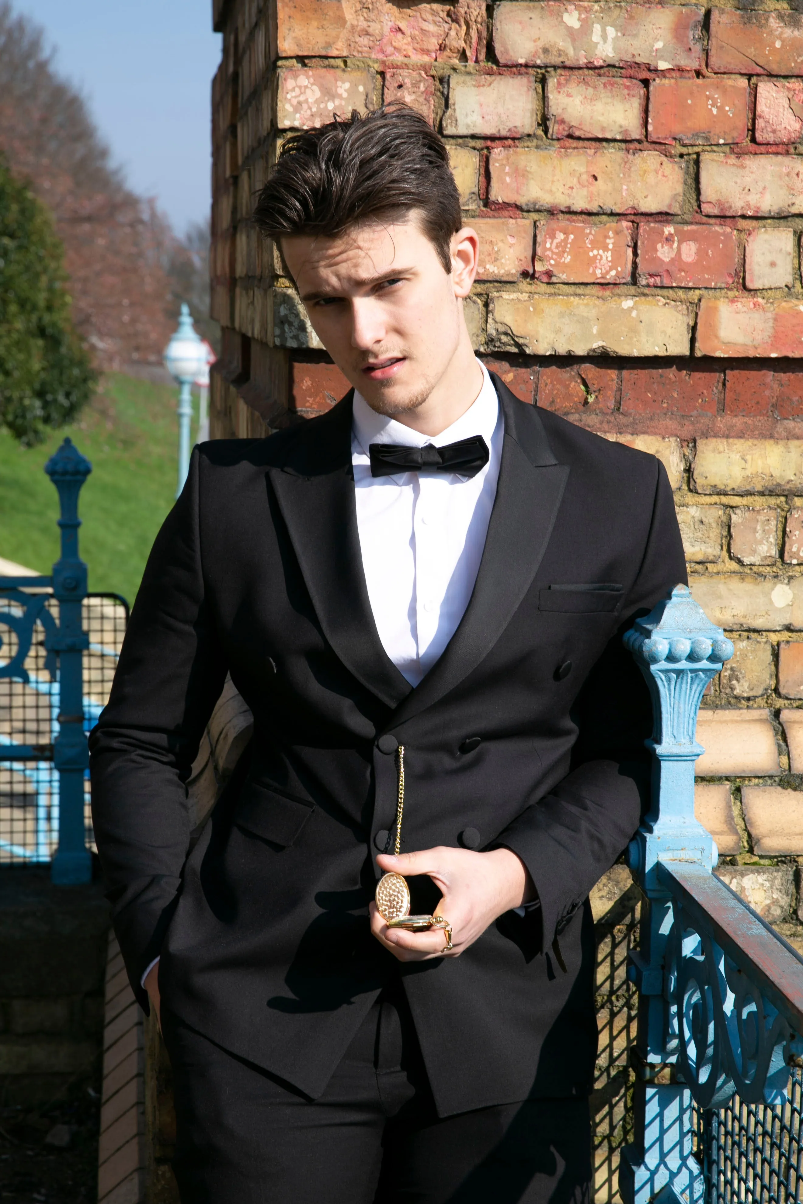 AK-22 Herringbone Tweed 3 Piece Suit