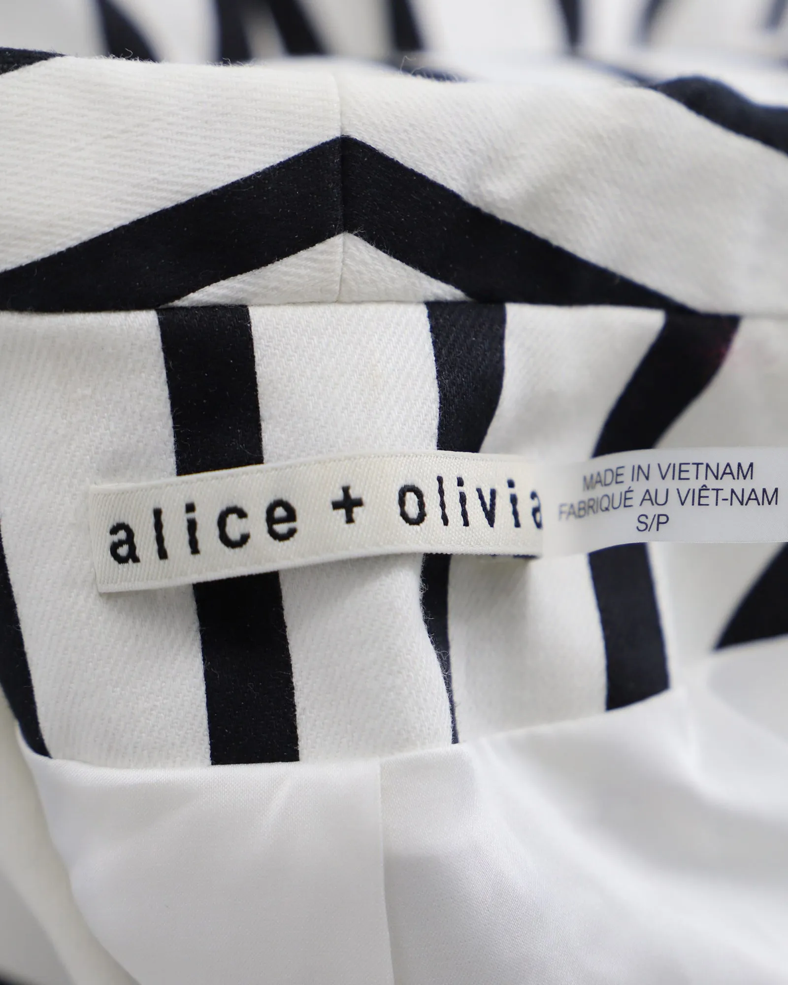 Alice   Olivia Vertical Striped Blazer in Black and White Cotton