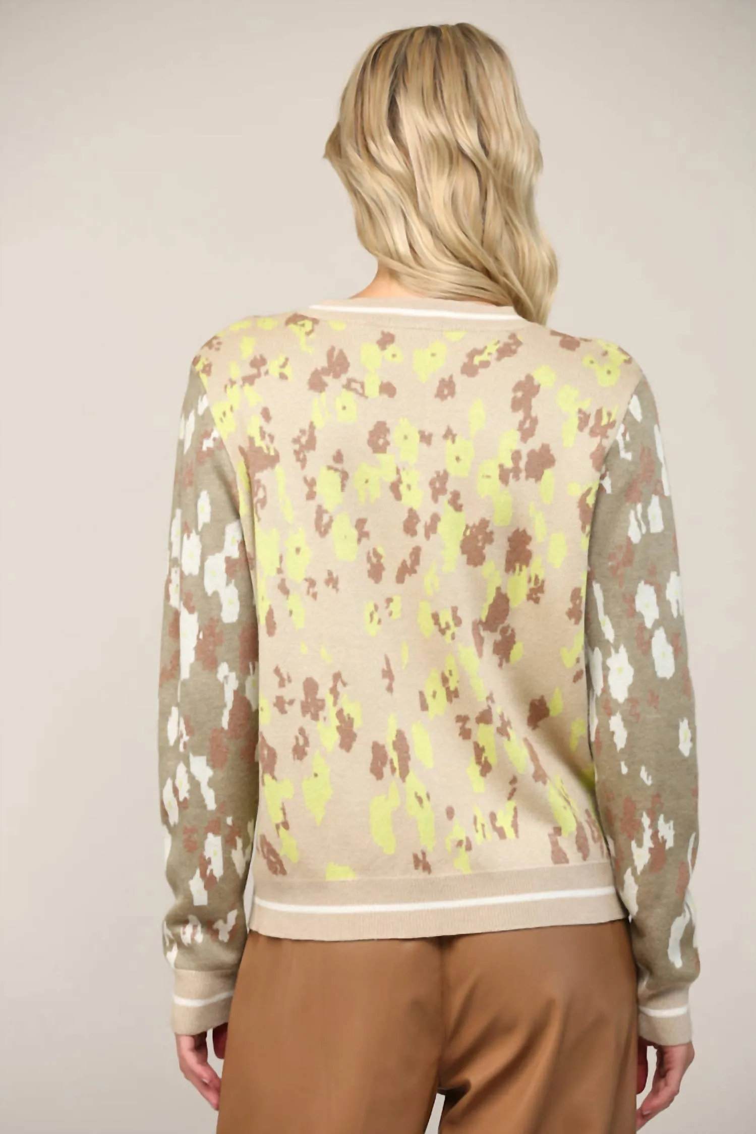 Animal Jacquard Knit Sweater In Taupe/olive