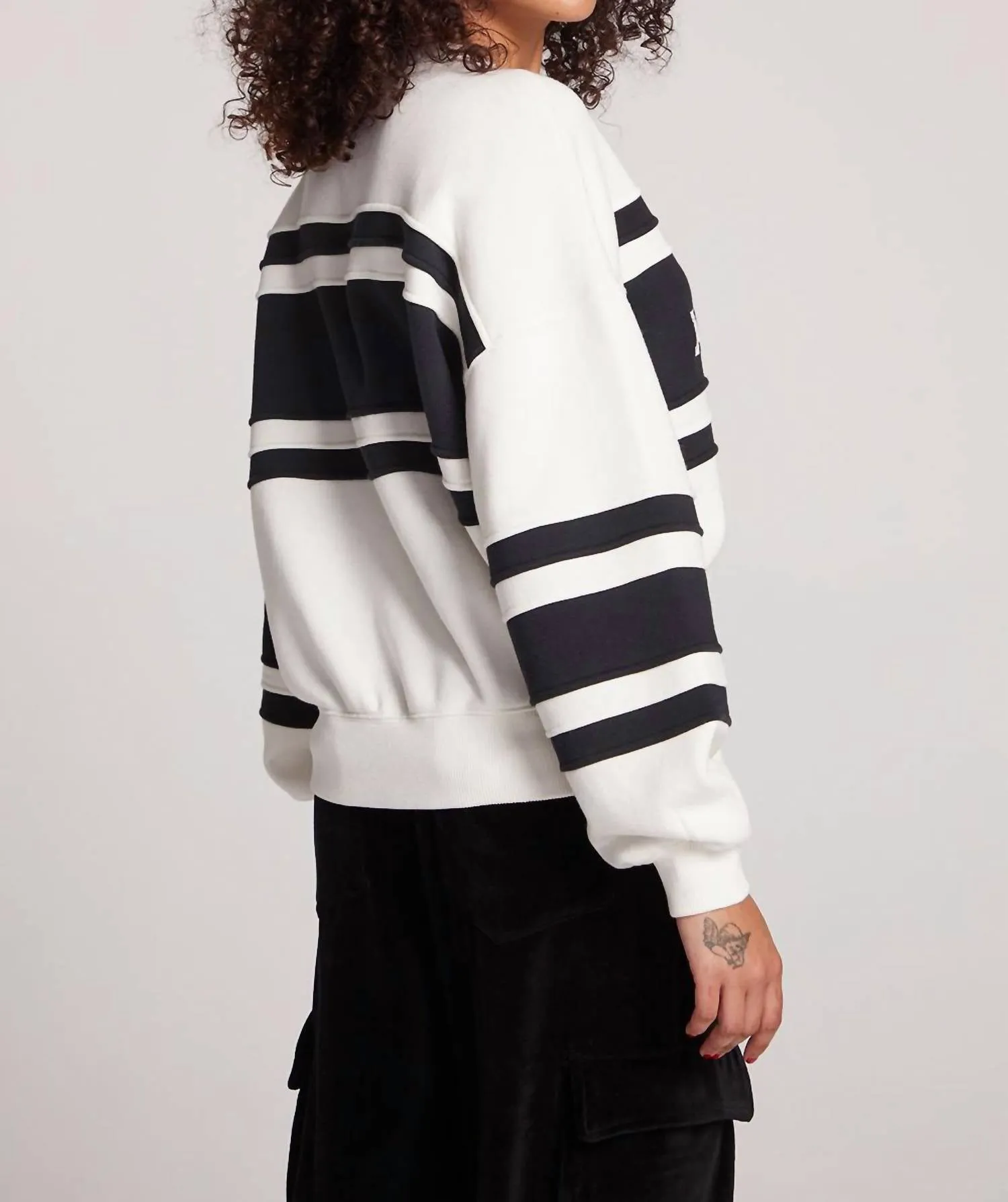 Aprés Chic Pullover Sweater In Black/white