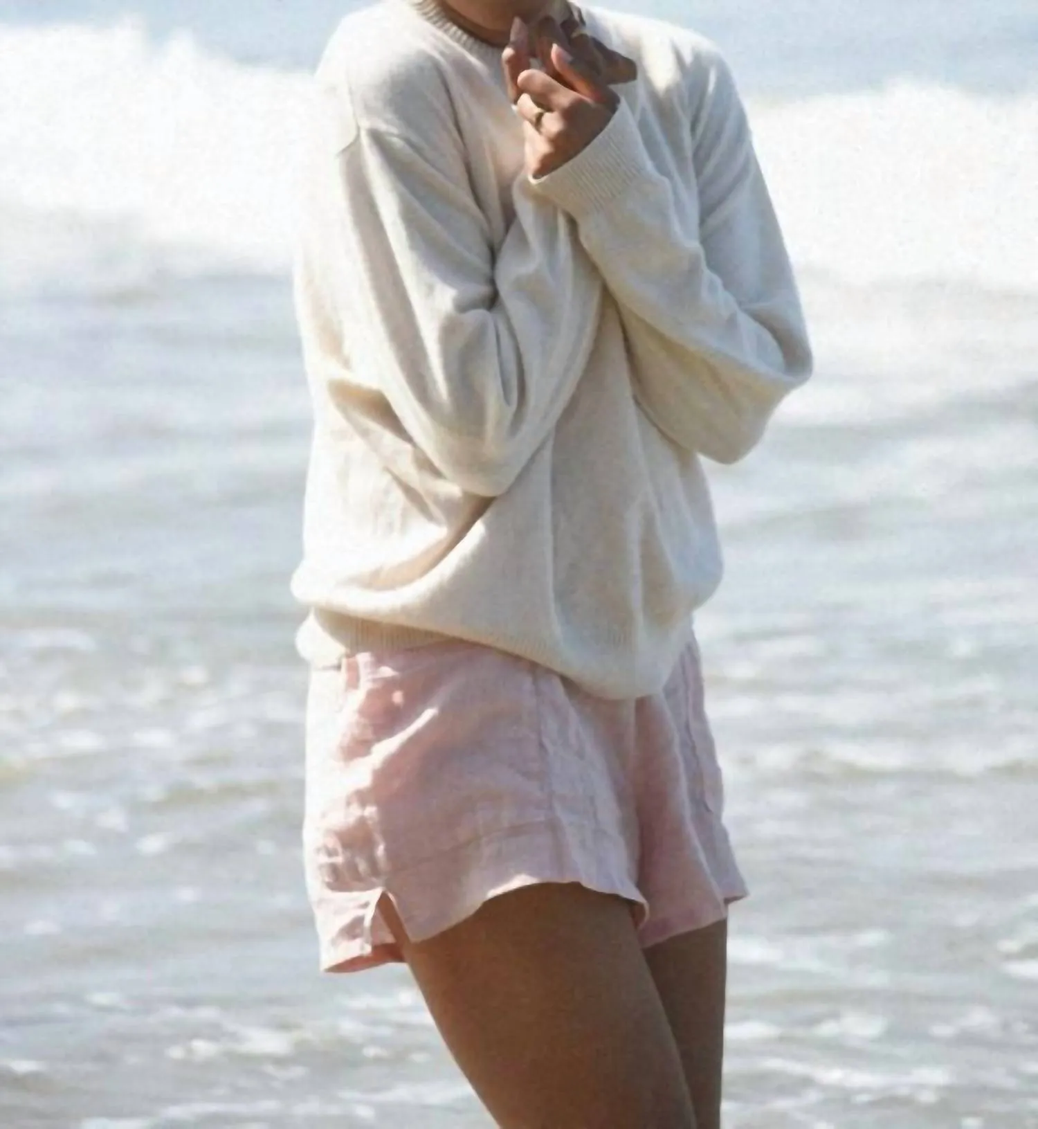 Cashmere Cove Crew Sweater In Blanco
