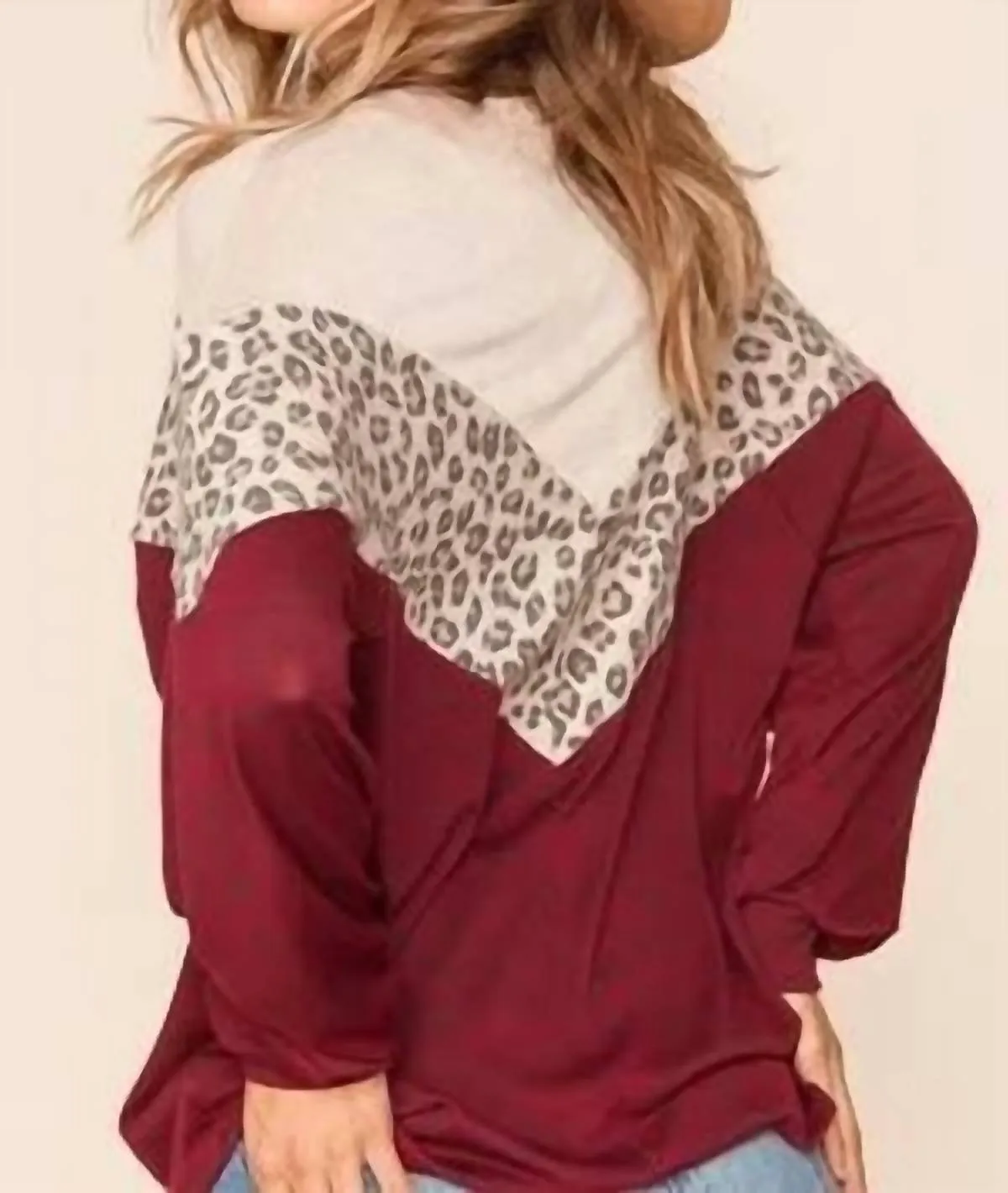 Chevron Sweater In Wine