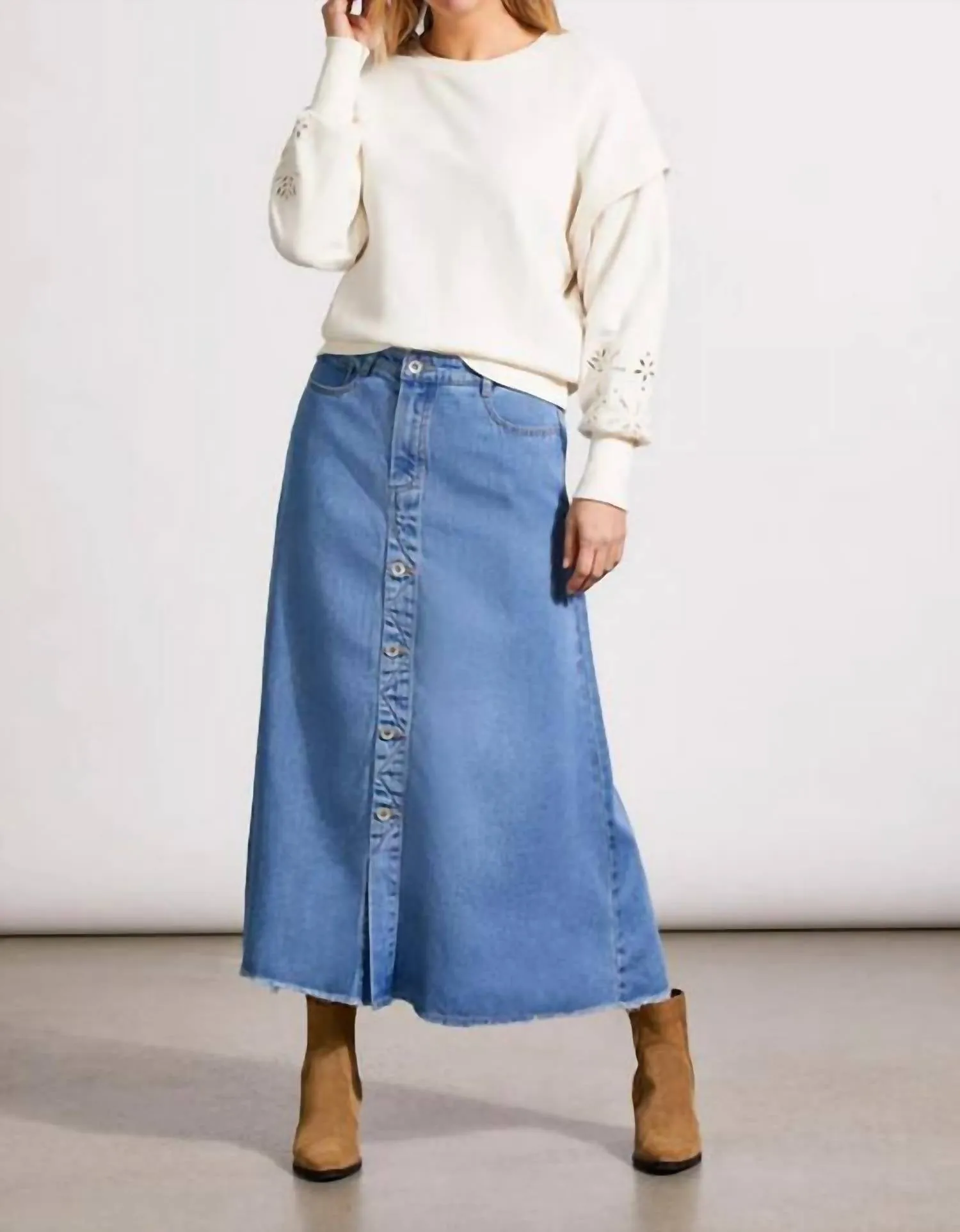 Crew Neck Pullover Cutout Sleeve In Eggshell