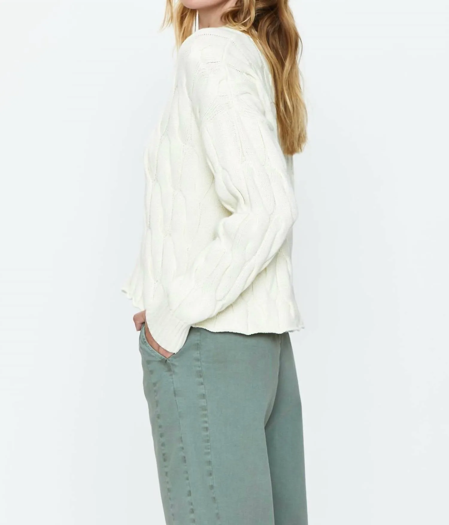 Eva Crew Neck Sweater In Ecru Cable
