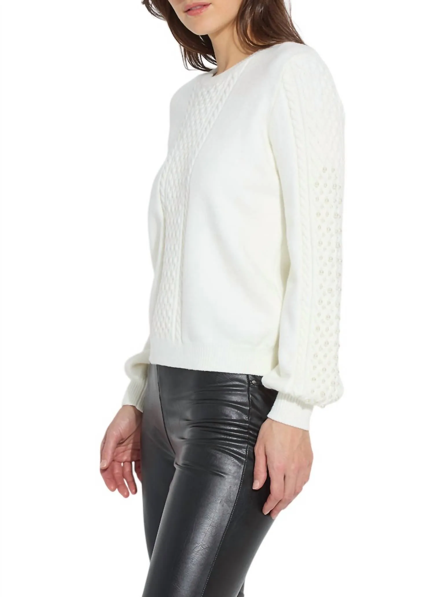 Leanna Cozy Pearl Sweater In Snow White