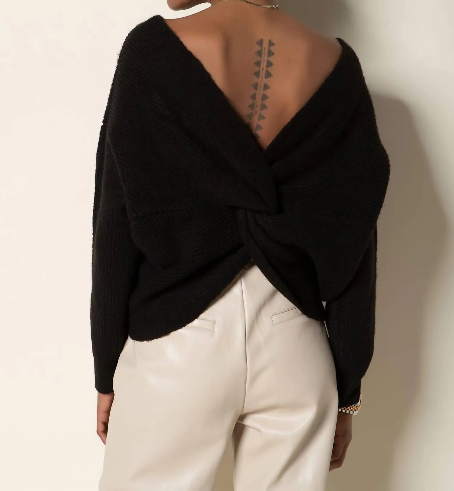 Leigh Sweater In Black