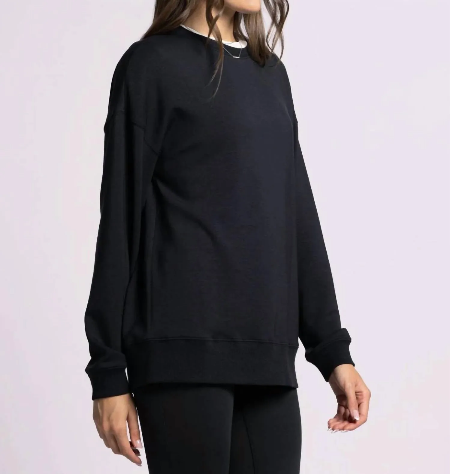 Martina Oversized Crew Sweater In Black