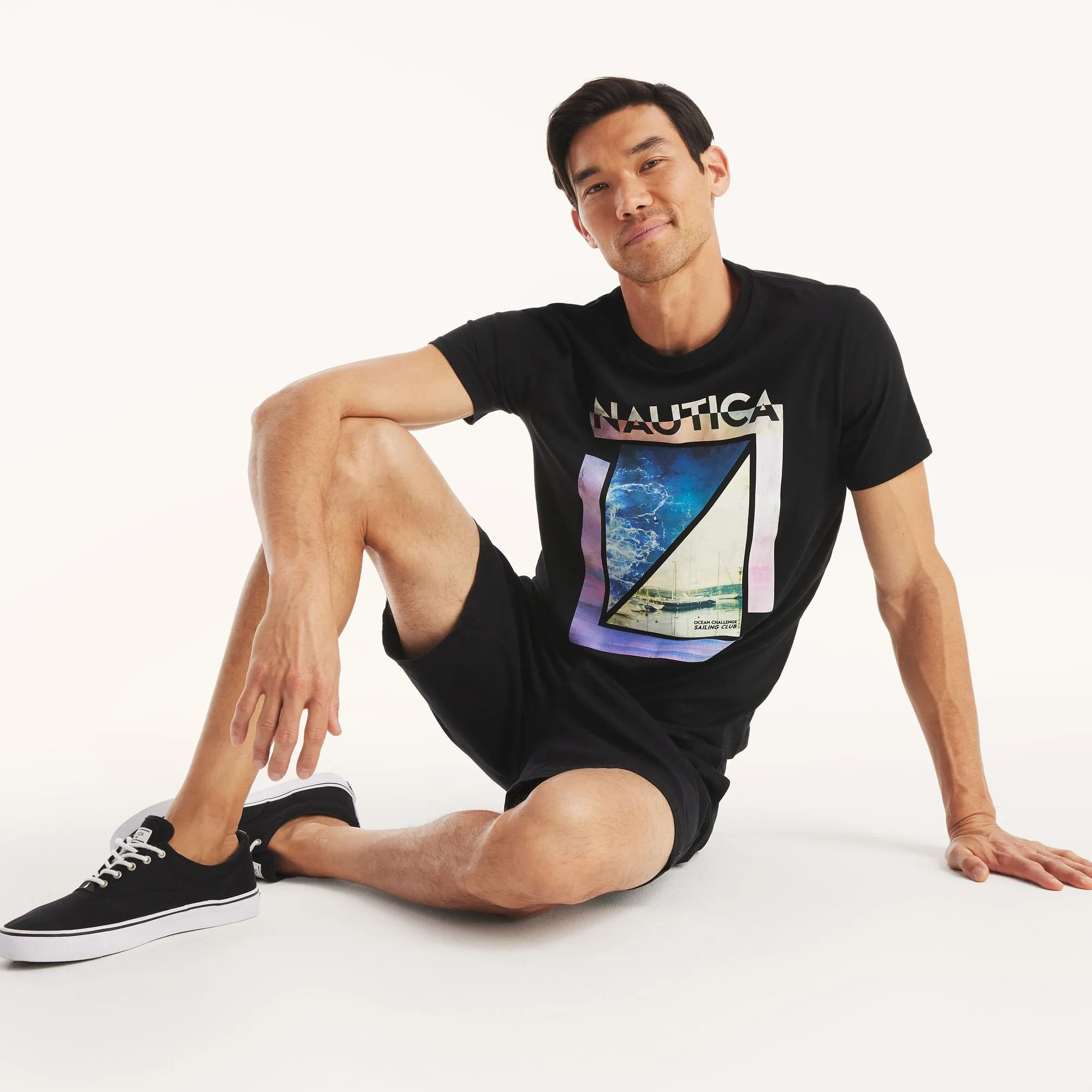 Nautica Mens Modern Sailing Graphic T-Shirt