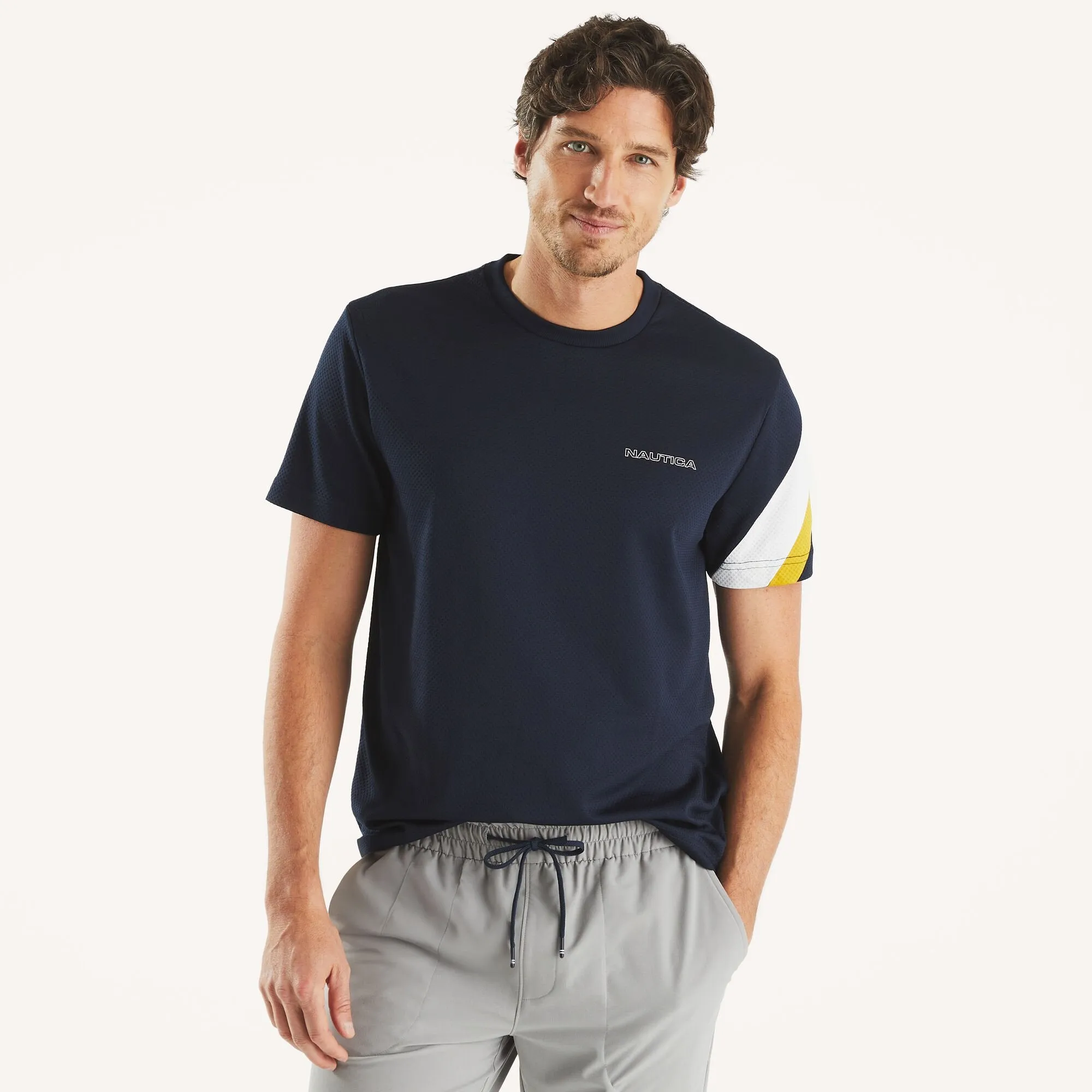Nautica Mens Navtech Crewneck T-Shirt