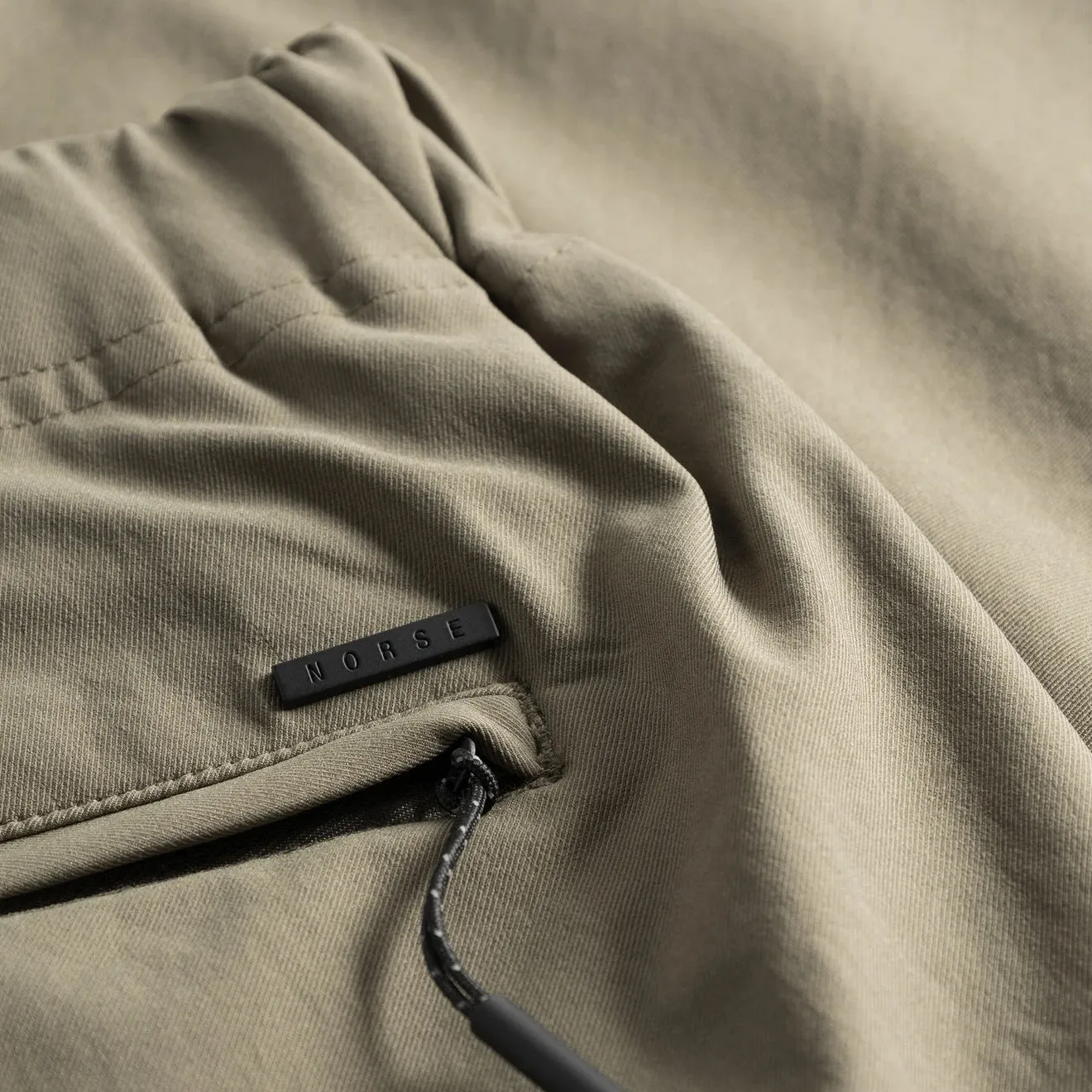 Norse Projects Ezra Relaxed Solotex Twill Trouser Sediment Green