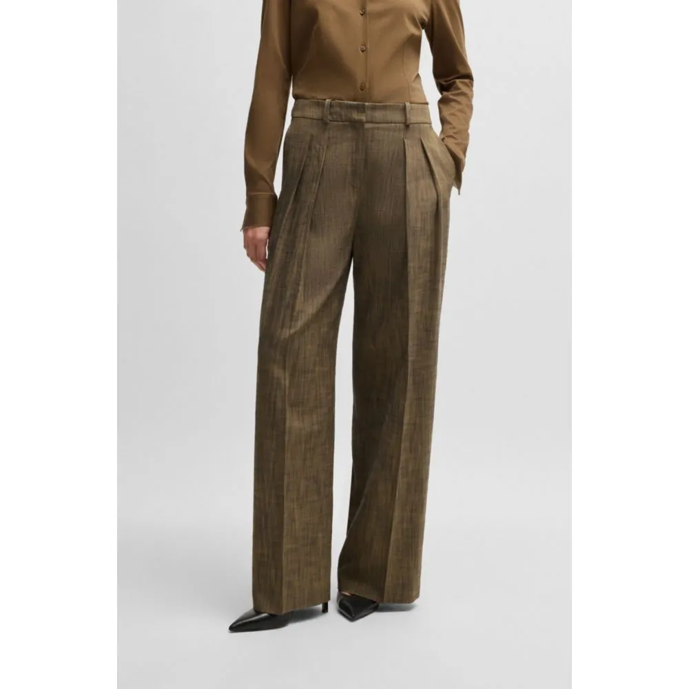 Regular-fit trousers with pleated front
