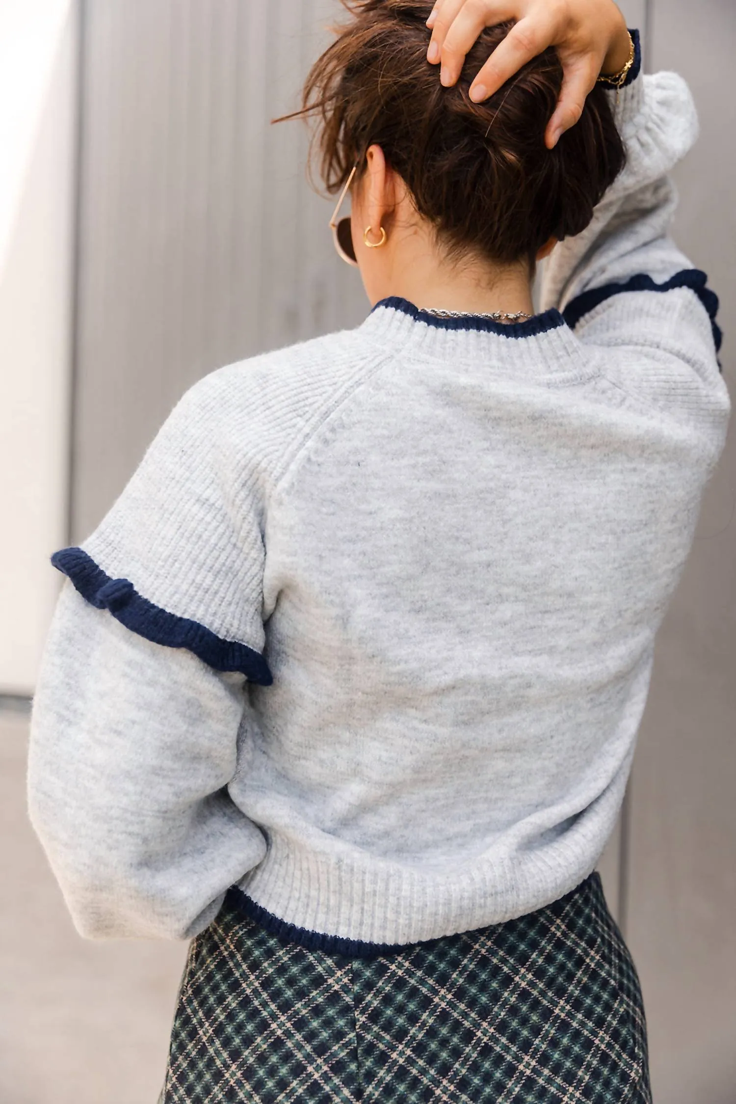 Ruffle Sleeve Sweater In Grey