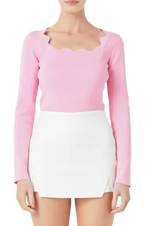 Scallop Square Neck Sweater In Pink