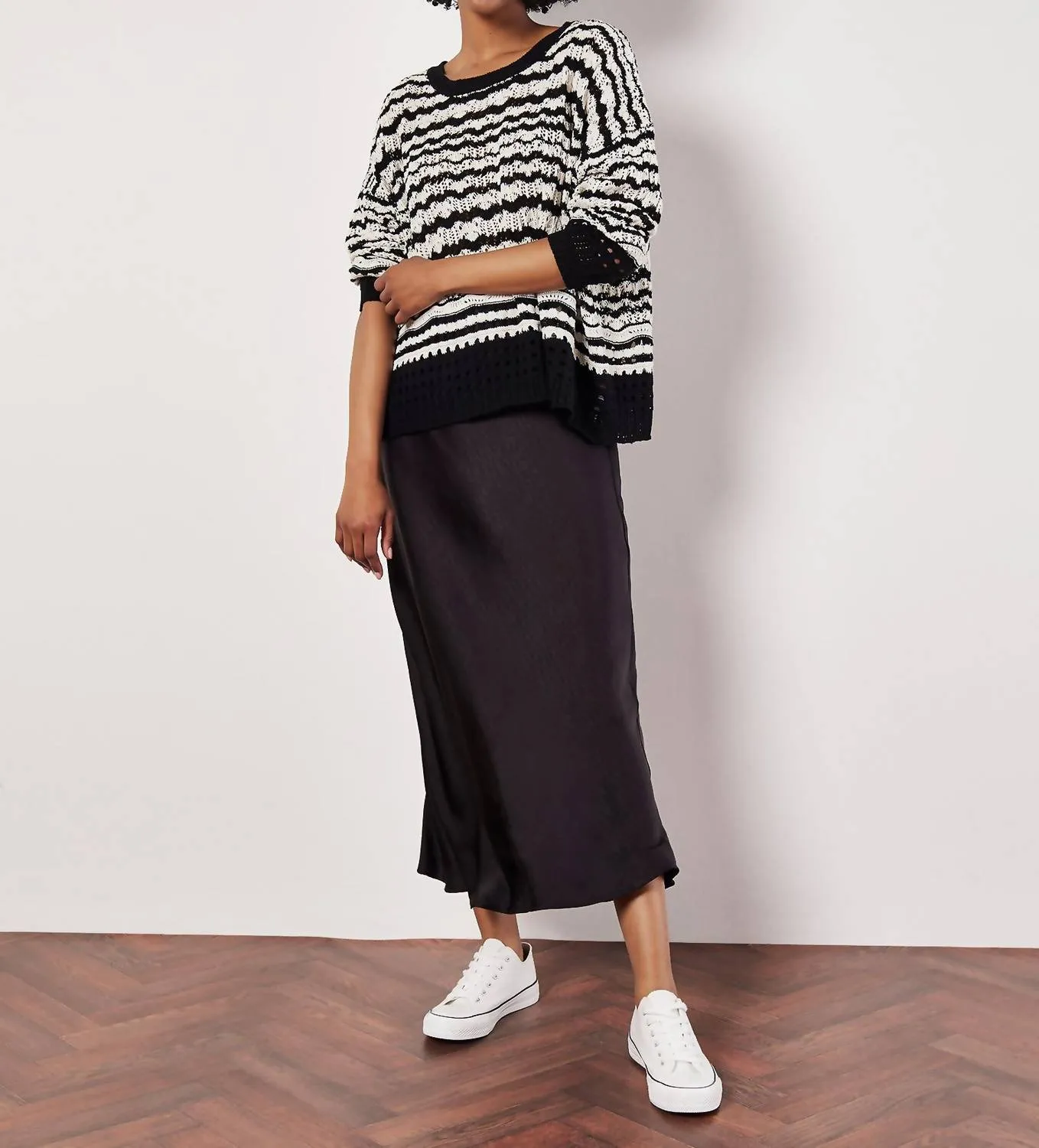 Skyline Stripe Sweater In Black/white