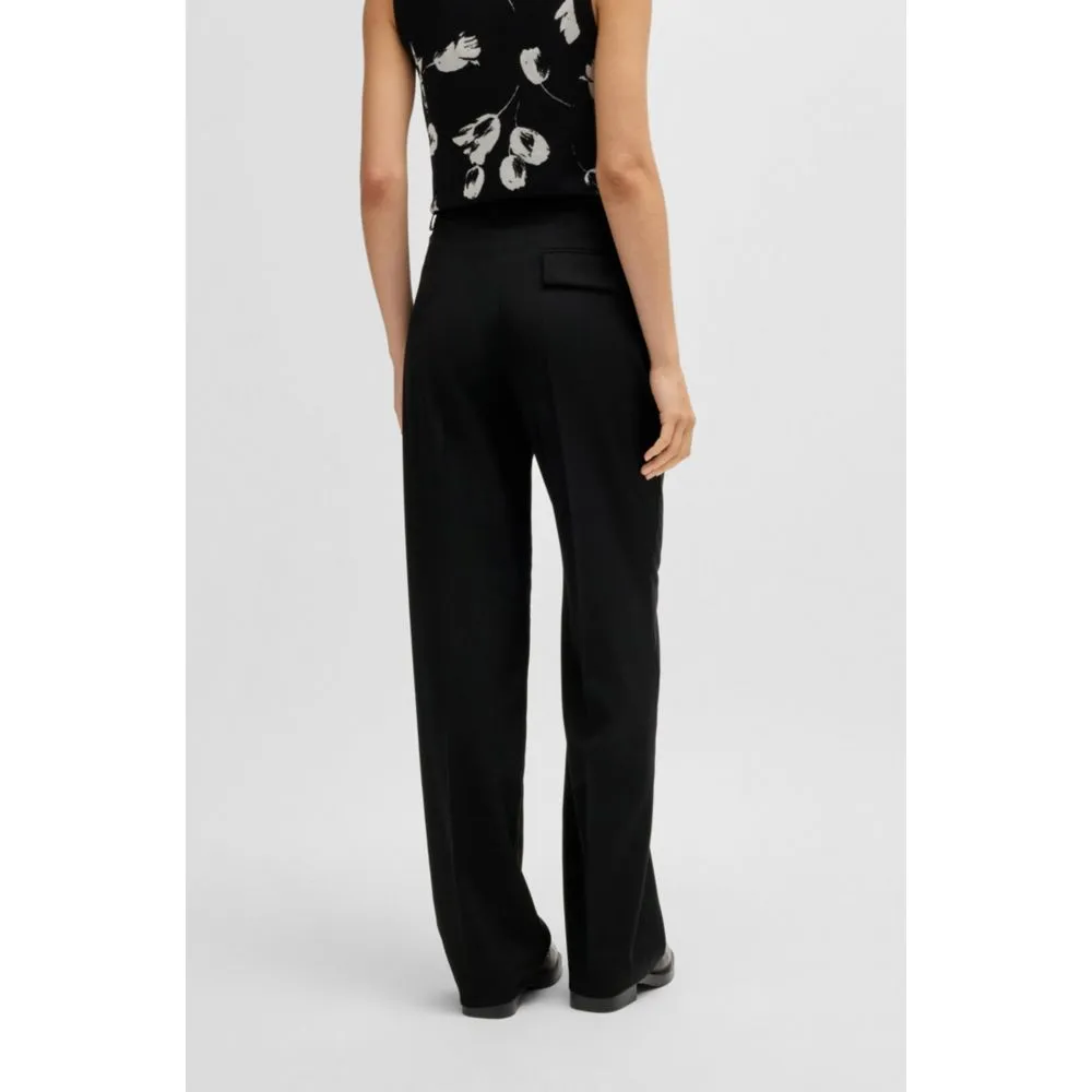 Straight-leg trousers in wool