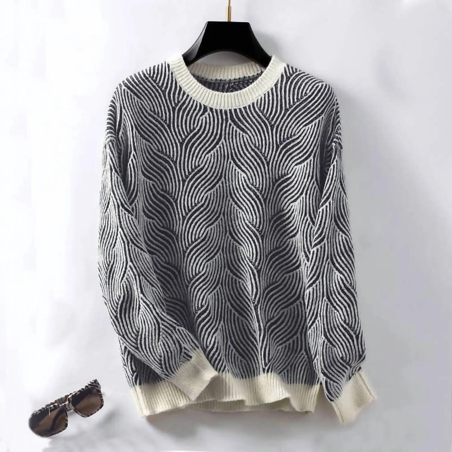 Wave Knit Sweater In Black