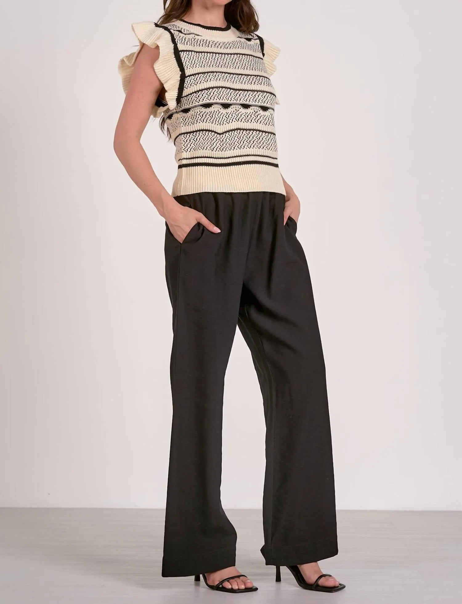Zaza Sweater In Off White/black